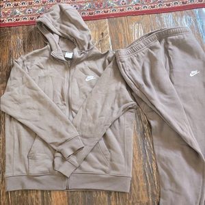 Nike sportswear hoodie